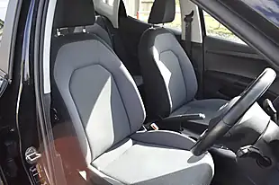 Used 2019 SEAT Arona Se Technology Lux Midnight Black - Interior and Exterior details 9