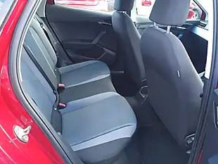 Used 2019 SEAT Arona Se Technology Lux Red - Interior and Exterior details 14
