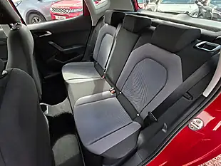 Used 2019 SEAT Arona Se Technology Lux Red - Interior and Exterior details 12