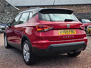 Used 2019 SEAT Arona Se Technology Lux Red - Interior and Exterior details 15