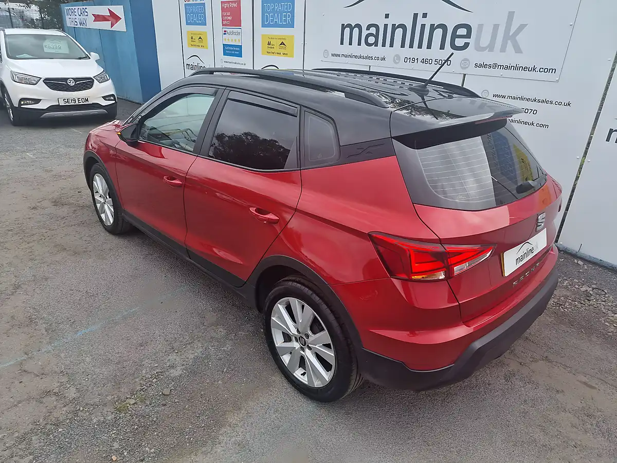 Used 2019 SEAT Arona Se Technology Lux Red - Interior and Exterior details 16