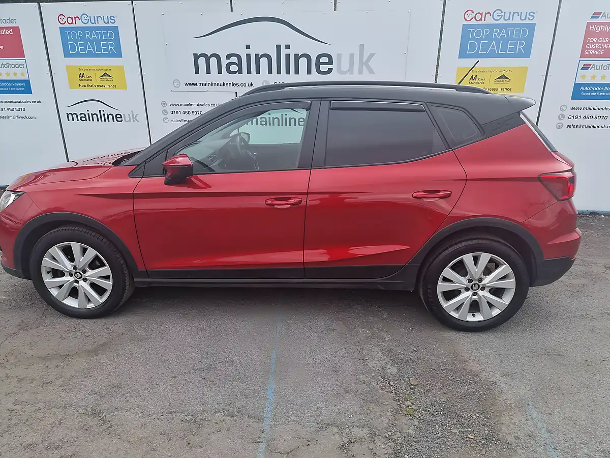 Used 2019 SEAT Arona Se Technology Lux Red - Interior and Exterior details 3