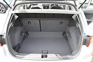 Used 2019 SEAT Arona Se Technology Lux Silver - Interior and Exterior details 11