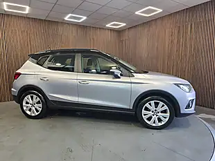 Used 2019 SEAT Arona Se Technology Lux Silver - Interior and Exterior details 2