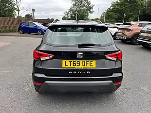 Used 2019 SEAT Arona Se Technology Midnight Black - Interior and Exterior details 9