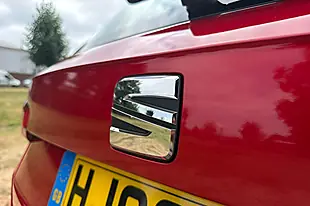 Used 2019 SEAT Arona Se Technology Red - Interior and Exterior details 12