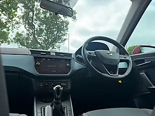Used 2019 SEAT Arona Se Technology Red - Interior and Exterior details 17
