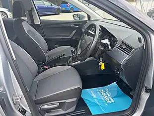 Used 2019 SEAT Arona Se Technology Silver - Interior and Exterior details 3