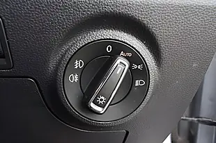 Used 2019 SEAT Arona Se Technology Silver - Interior and Exterior details 13
