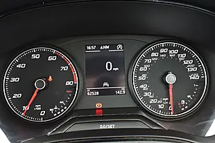 Used 2019 SEAT Arona Se Technology Silver - Interior and Exterior details 16