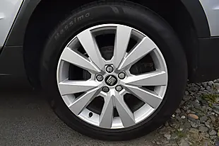Used 2019 SEAT Arona Se Technology Silver - Interior and Exterior details 6