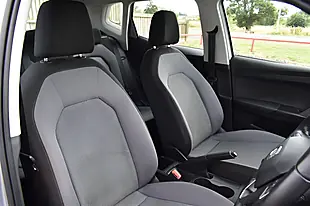 Used 2019 SEAT Arona Se Technology Silver - Interior and Exterior details 8