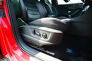 Used 2019 SEAT Ateca Fr Sport Red - Interior and Exterior details 13