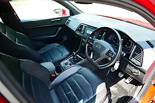 Used 2019 SEAT Ateca Fr Sport Red - Interior and Exterior details 14