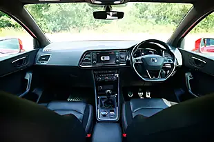 Used 2019 SEAT Ateca Fr Sport Red - Interior and Exterior details 3