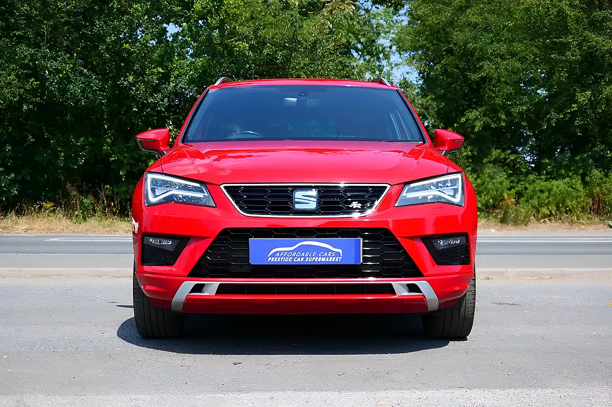 Used 2019 SEAT Ateca Fr Sport Red - Interior and Exterior details 4