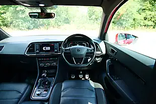 Used 2019 SEAT Ateca Fr Sport Red - Interior and Exterior details 9