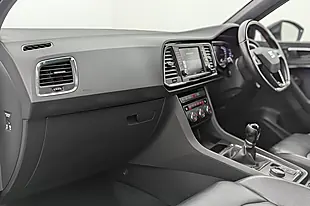 Used 2019 SEAT Ateca Fr Sport White - Interior and Exterior details 12