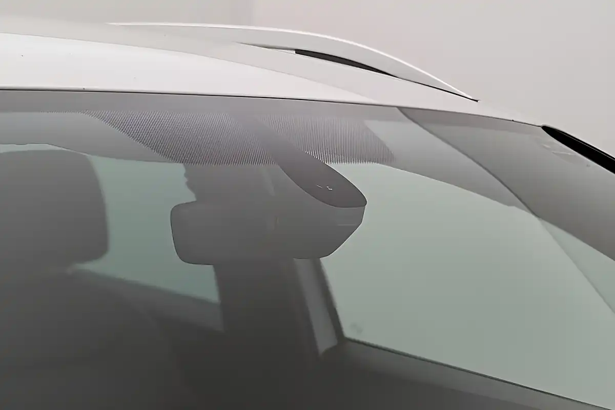 Used 2019 SEAT Ateca Fr Sport White - Interior and Exterior details 16