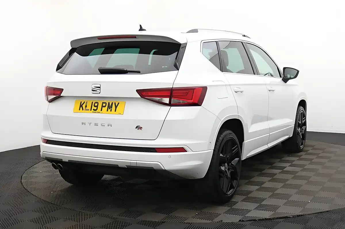 Used 2019 SEAT Ateca Fr Sport White - Interior and Exterior details 4