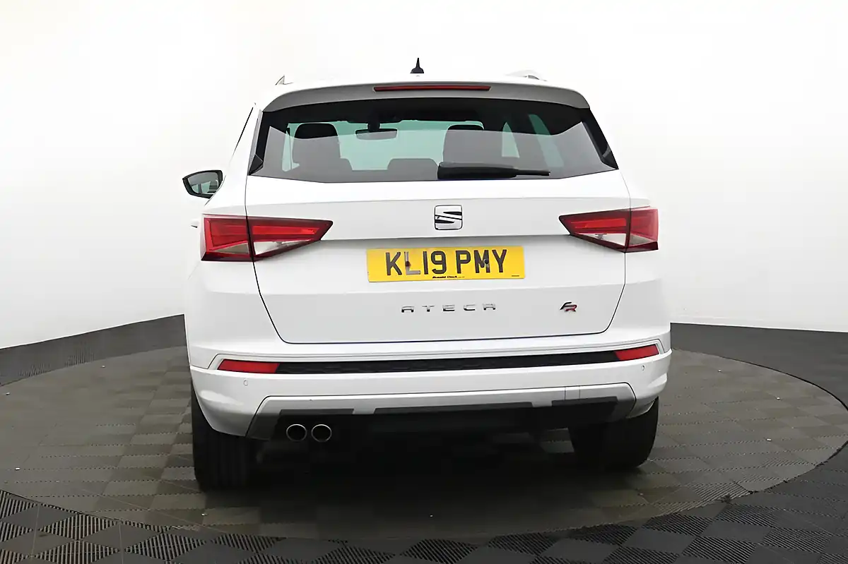 Used 2019 SEAT Ateca Fr Sport White - Interior and Exterior details 5