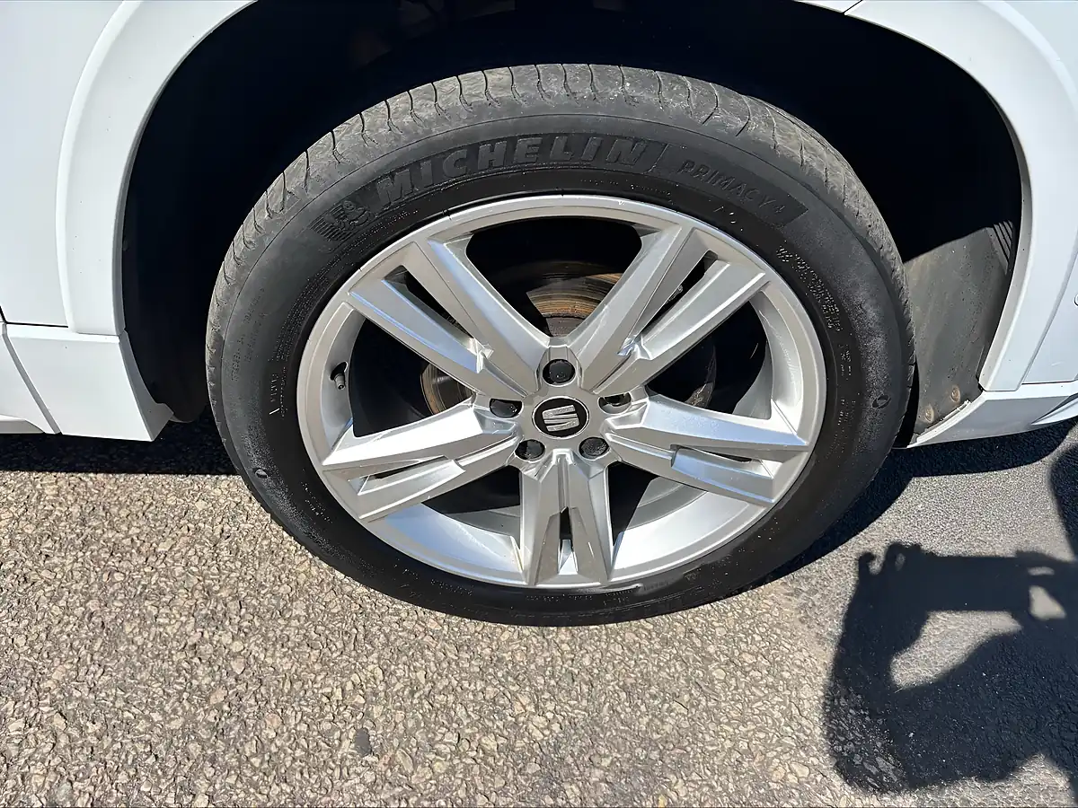 Used 2019 SEAT Ateca Fr White - Interior and Exterior details 13