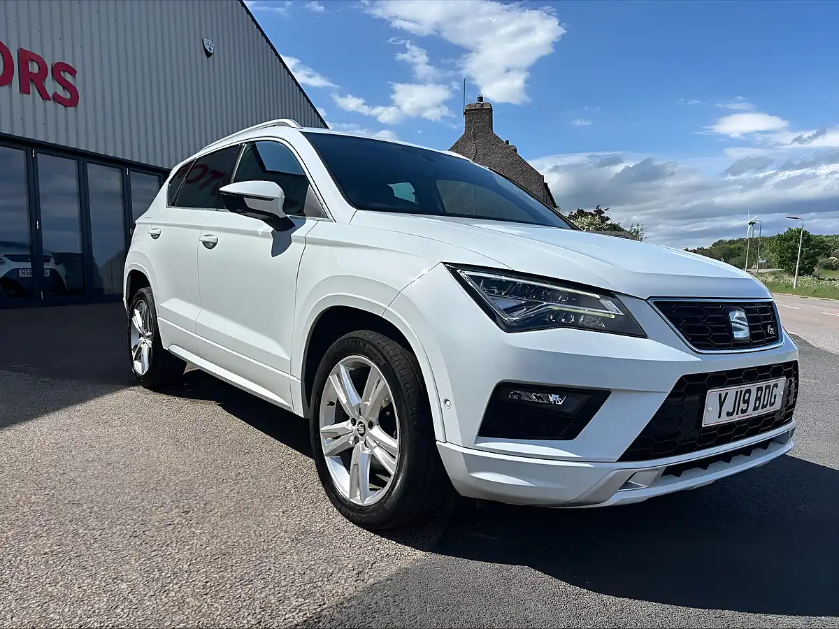 Used 2019 SEAT Ateca Fr White - Interior and Exterior details 7