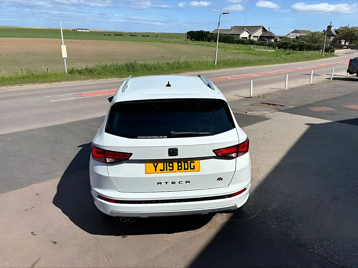 Used 2019 SEAT Ateca Fr White - Interior and Exterior details 9