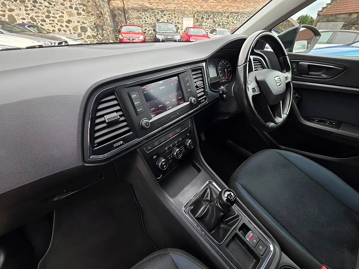 Used 2019 SEAT Ateca Se Black - Interior and Exterior details 11