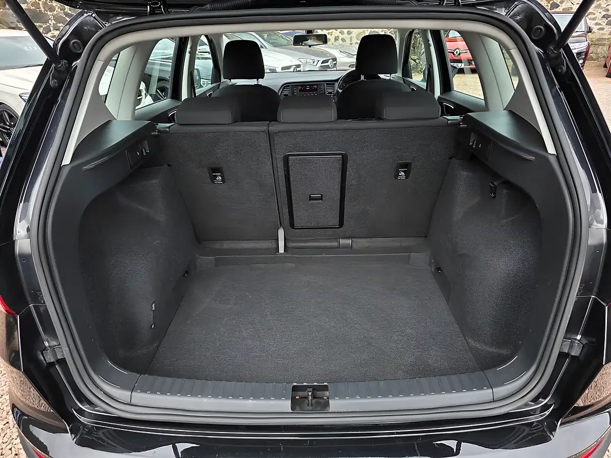 Used 2019 SEAT Ateca Se Black - Interior and Exterior details 13