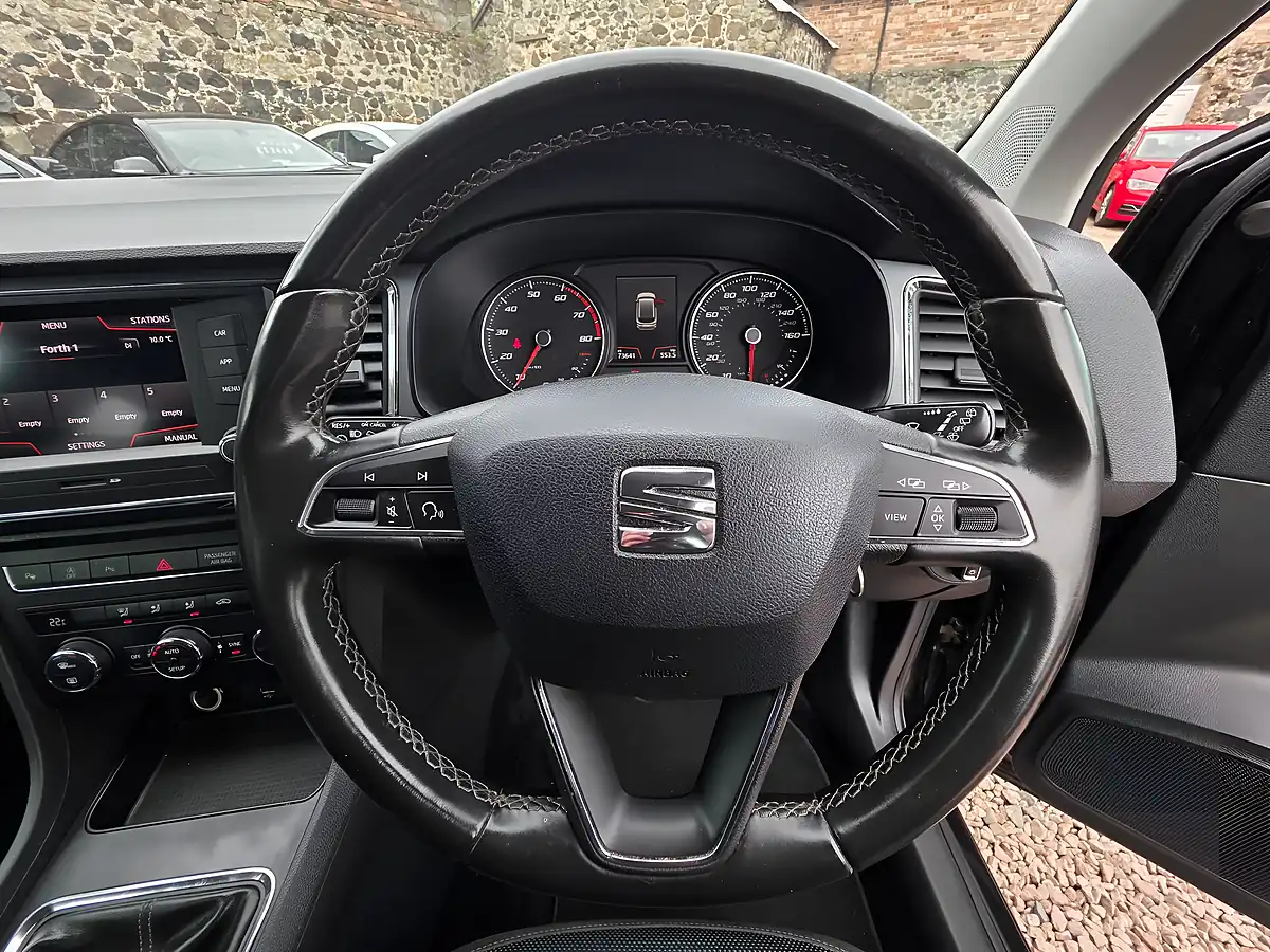 Used 2019 SEAT Ateca Se Black - Interior and Exterior details 9