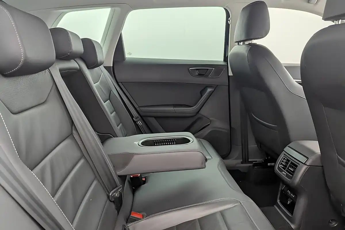 Used 2019 SEAT Ateca Se L Black - Interior and Exterior details 13