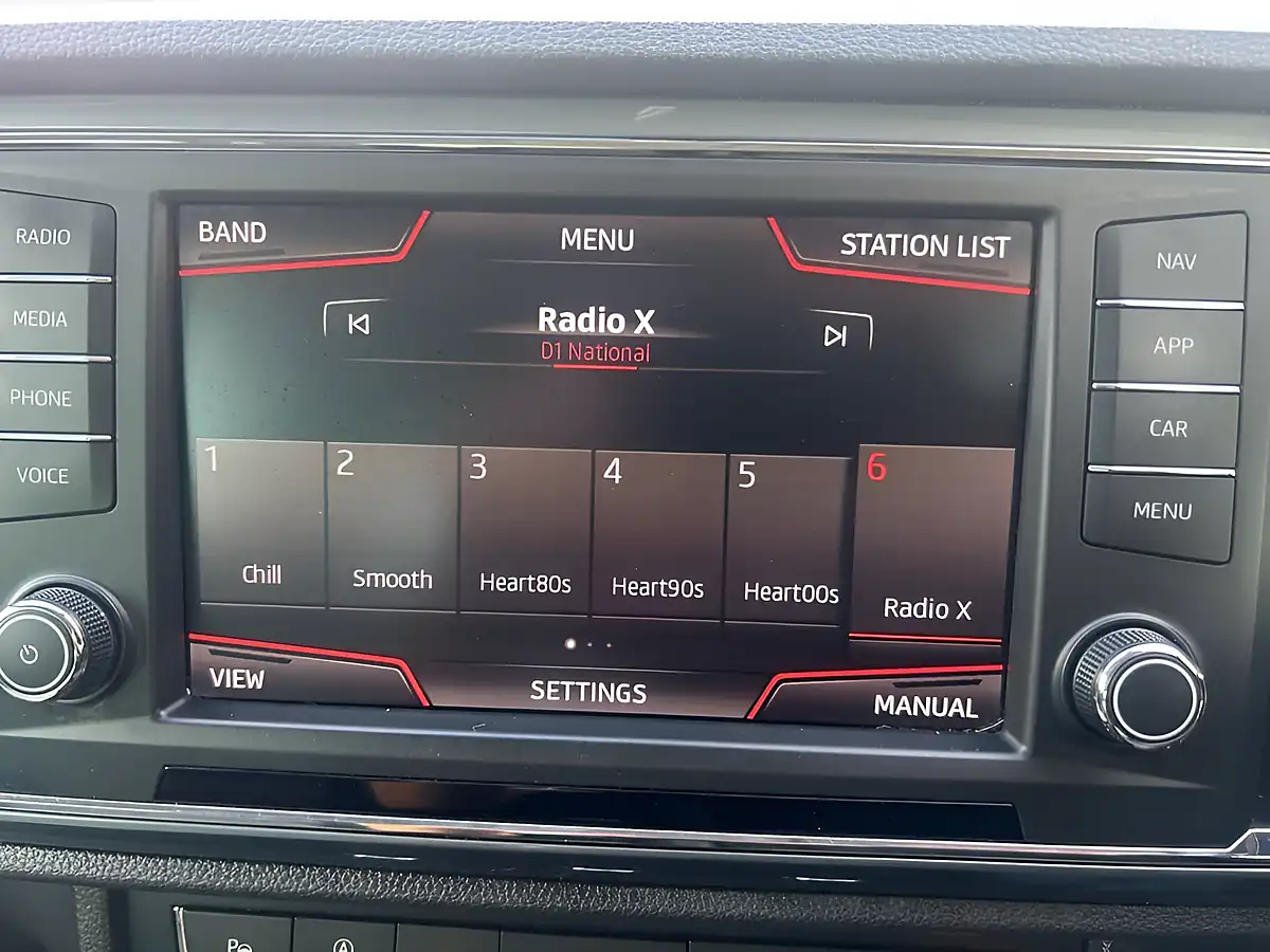 Used 2019 SEAT Ateca Se L Black - Interior and Exterior details 11