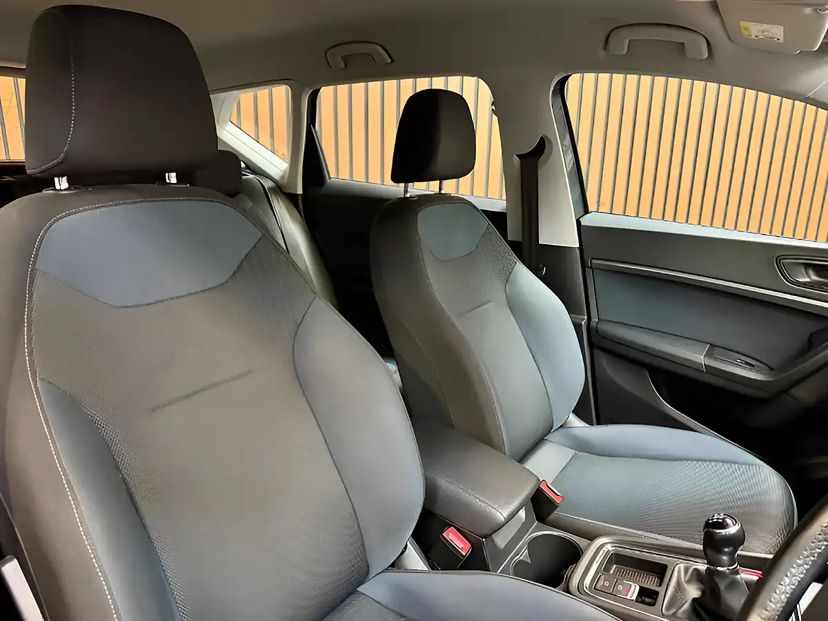 Used 2019 SEAT Ateca Se Rodium Grey Metallic - Interior and Exterior details 16