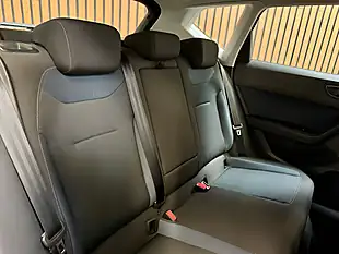 Used 2019 SEAT Ateca Se Rodium Grey Metallic - Interior and Exterior details 17