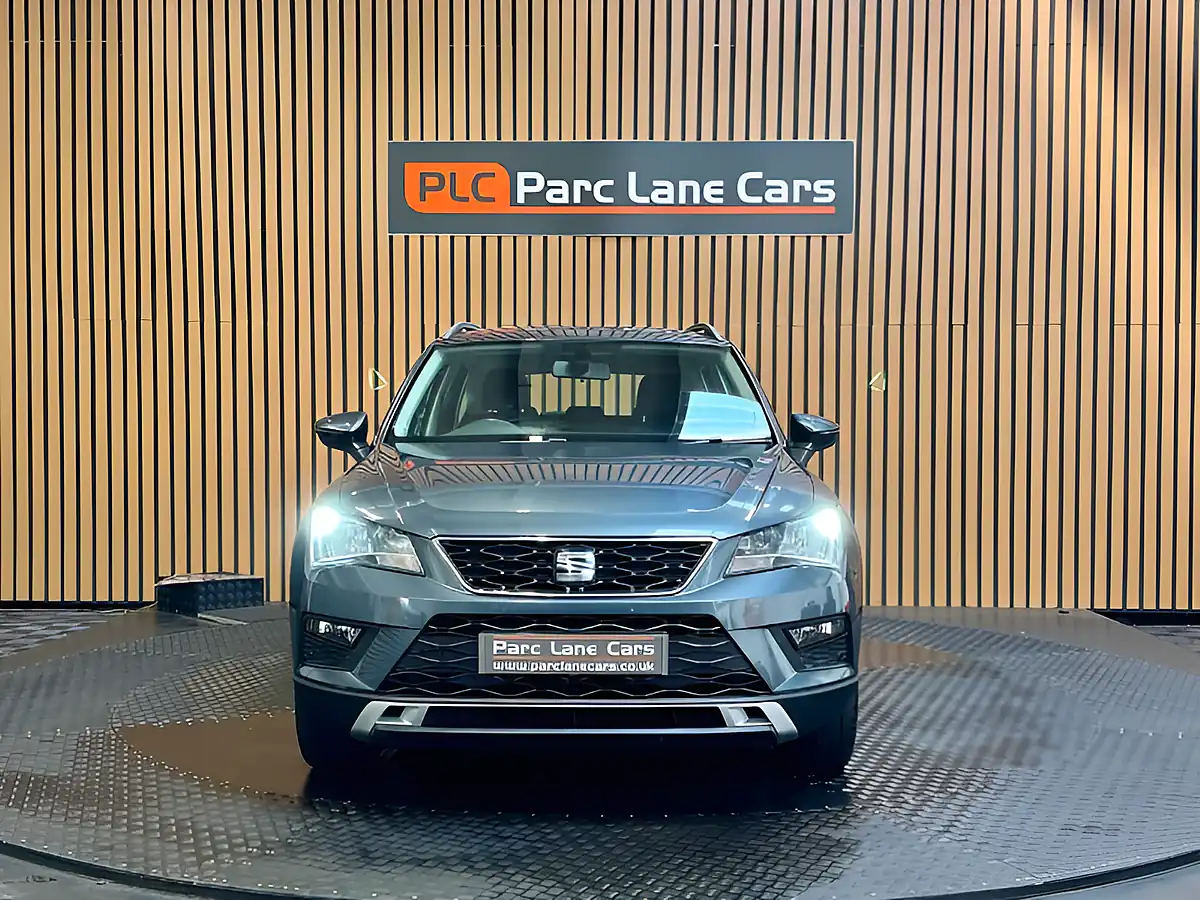 Used 2019 SEAT Ateca Se Rodium Grey Metallic - Interior and Exterior details 8
