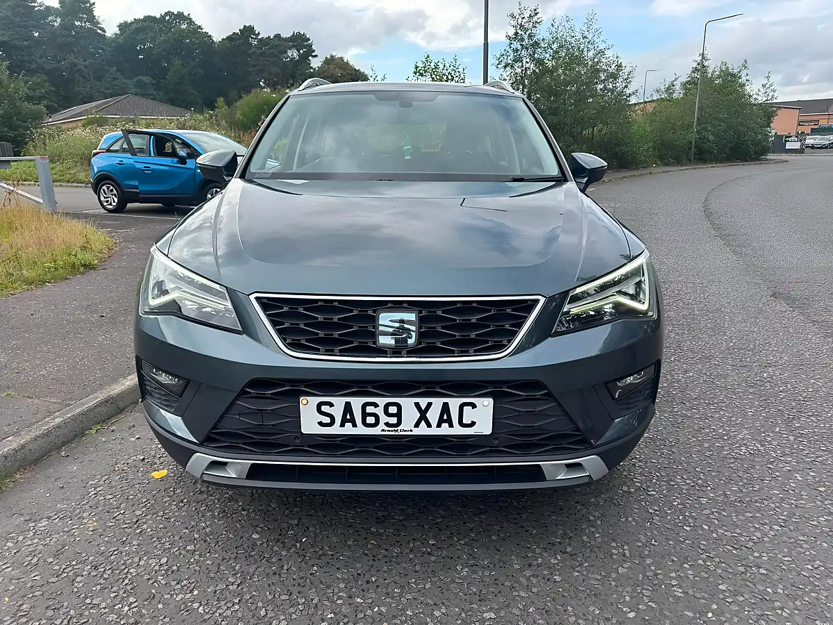 Used 2019 SEAT Ateca Se Technology Grey - Interior and Exterior details 2