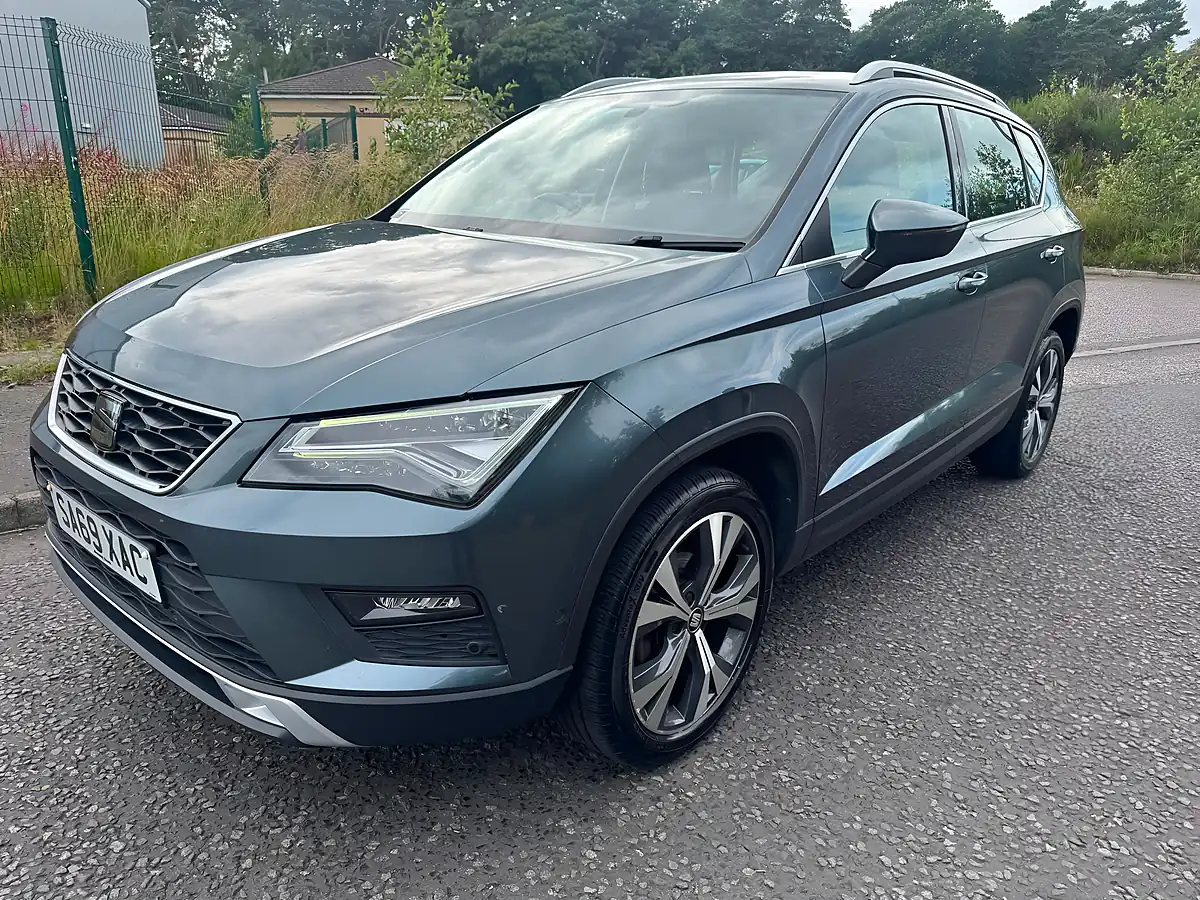 Used 2019 SEAT Ateca Se Technology Grey - Interior and Exterior details 3