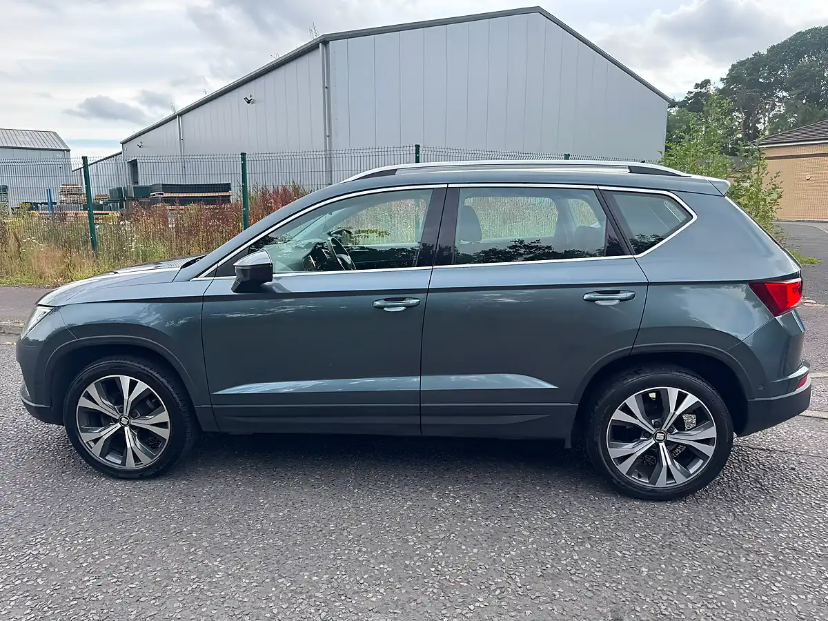 Used 2019 SEAT Ateca Se Technology Grey - Interior and Exterior details 5