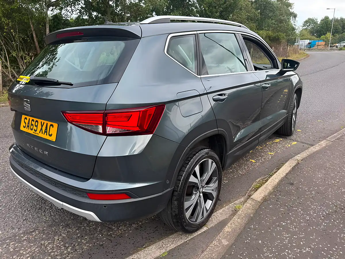 Used 2019 SEAT Ateca Se Technology Grey - Interior and Exterior details 6