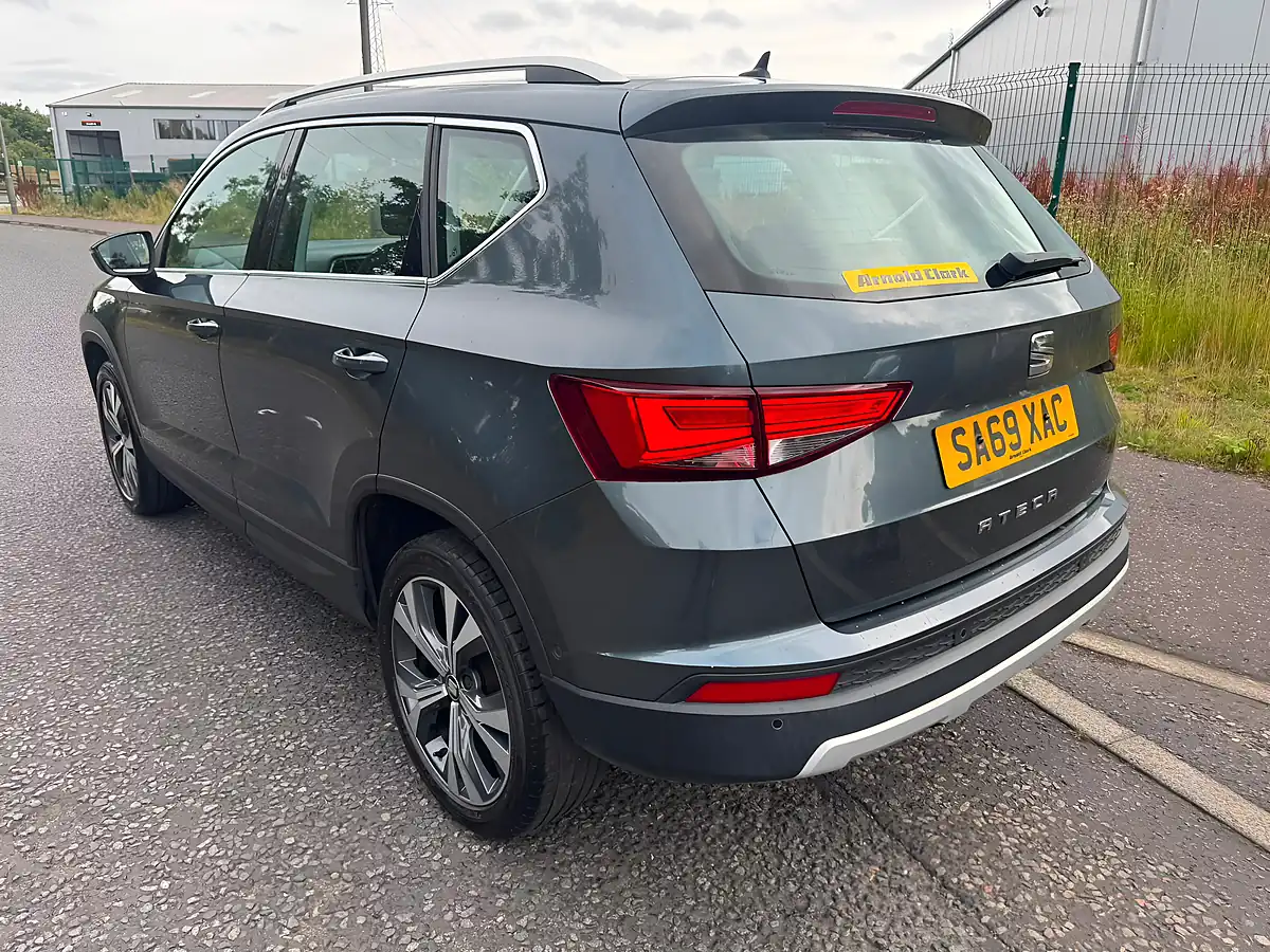 Used 2019 SEAT Ateca Se Technology Grey - Interior and Exterior details 9