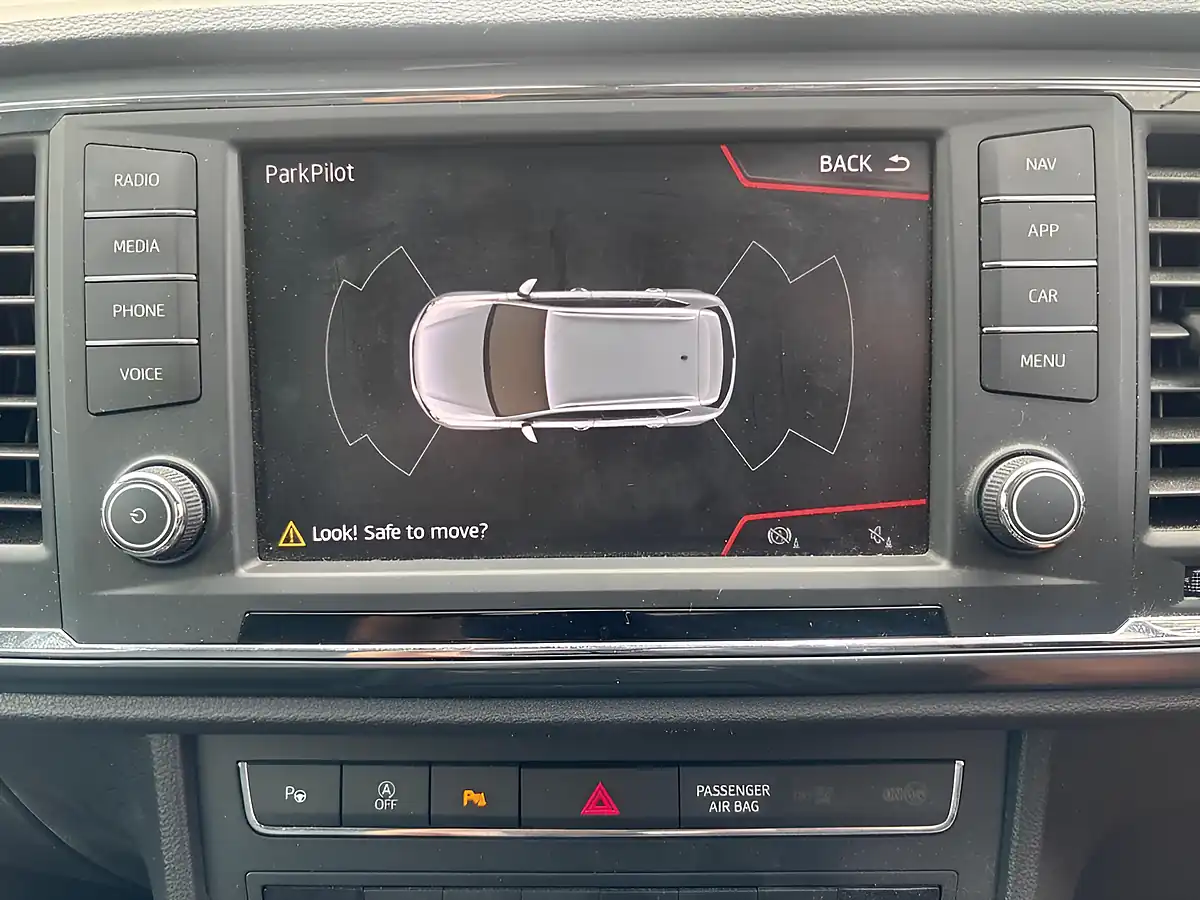 Used 2019 SEAT Ateca Se Technology Grey - Interior and Exterior details 12