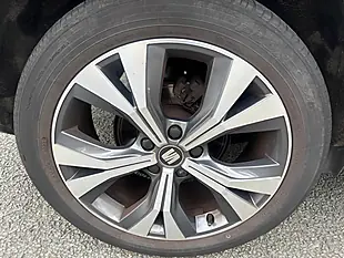 Used 2019 SEAT Ateca Se Technology Grey - Interior and Exterior details 13