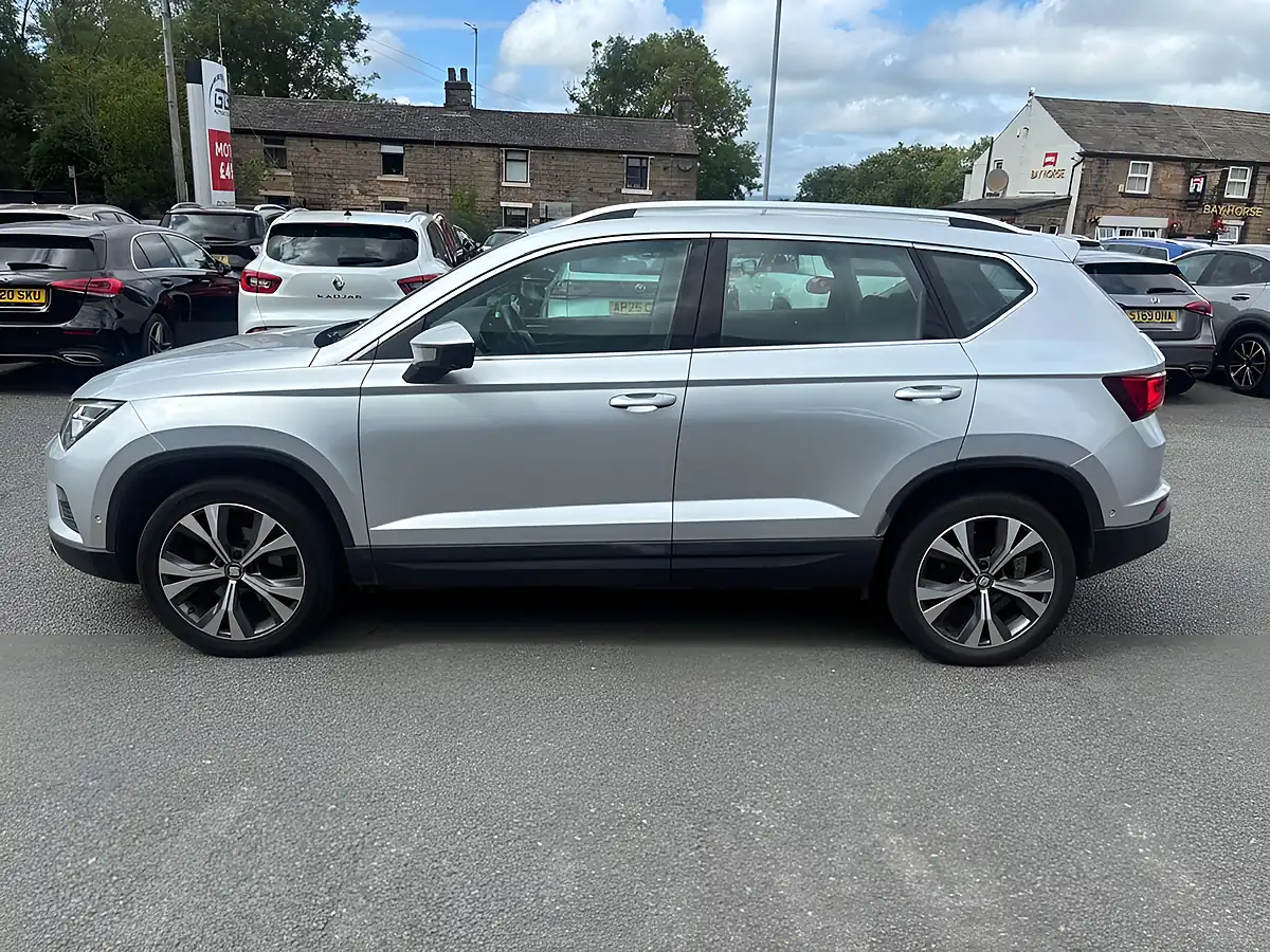 Used 2019 SEAT Ateca Se Technology Grey - Interior and Exterior details 7