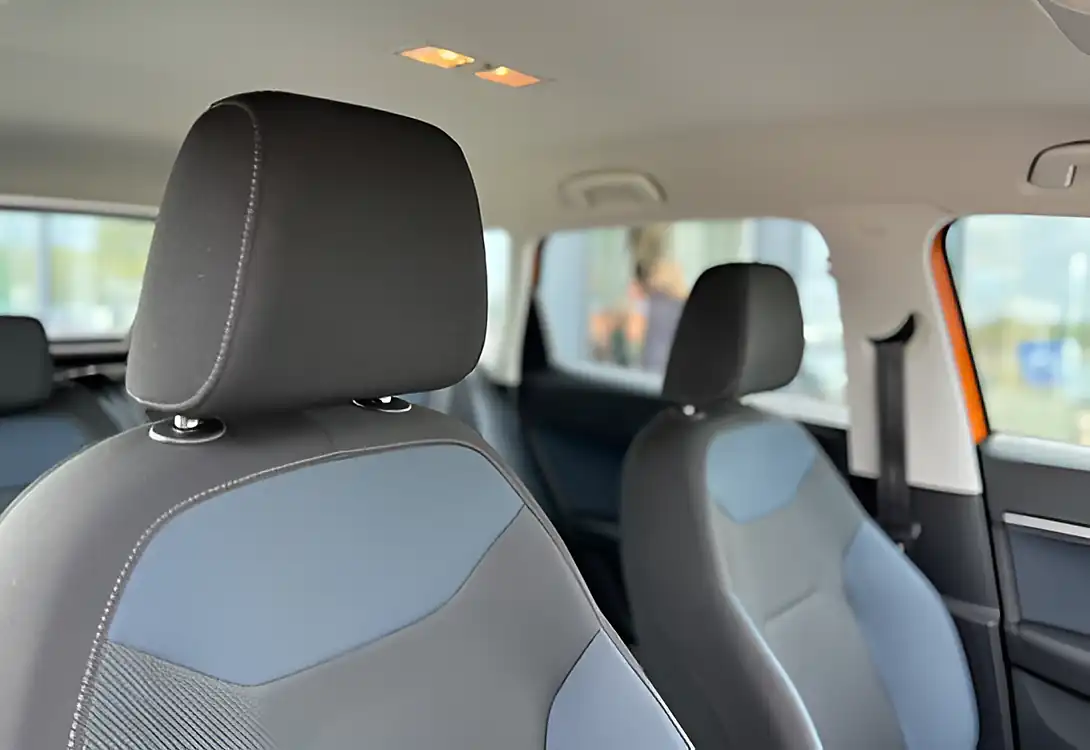 Used 2019 SEAT Ateca Se Technology Samoa Orange - Interior and Exterior details 10