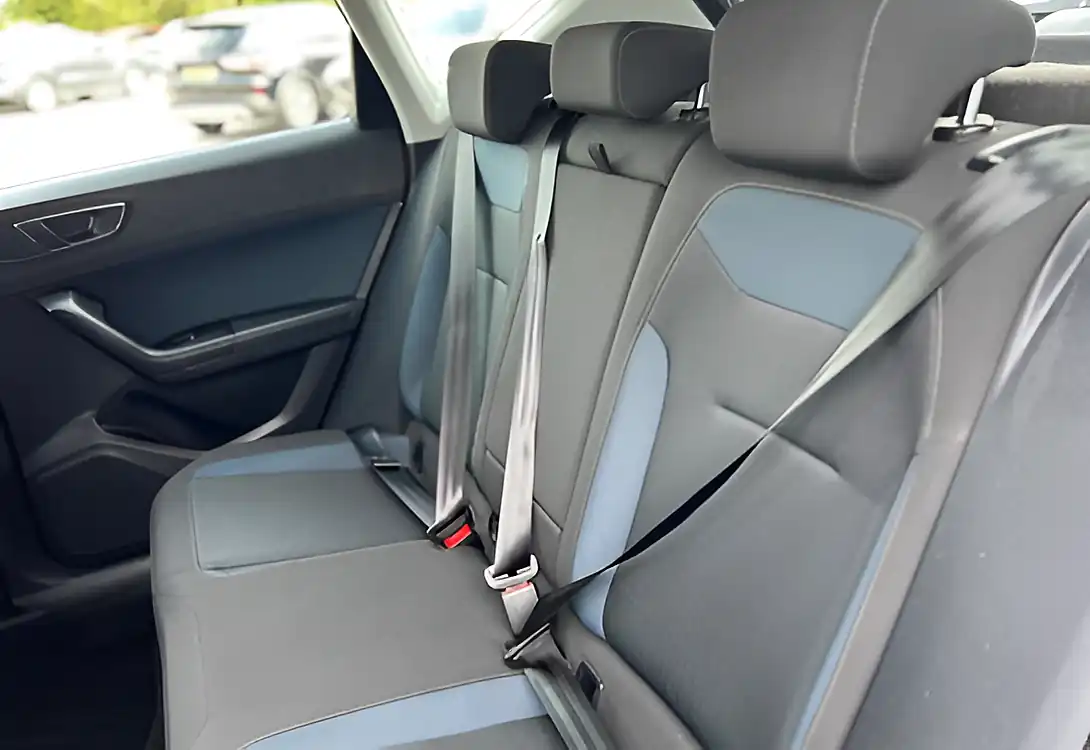 Used 2019 SEAT Ateca Se Technology Samoa Orange - Interior and Exterior details 16