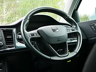 Used 2019 SEAT Ateca Se Technology Silver - Interior and Exterior details 16