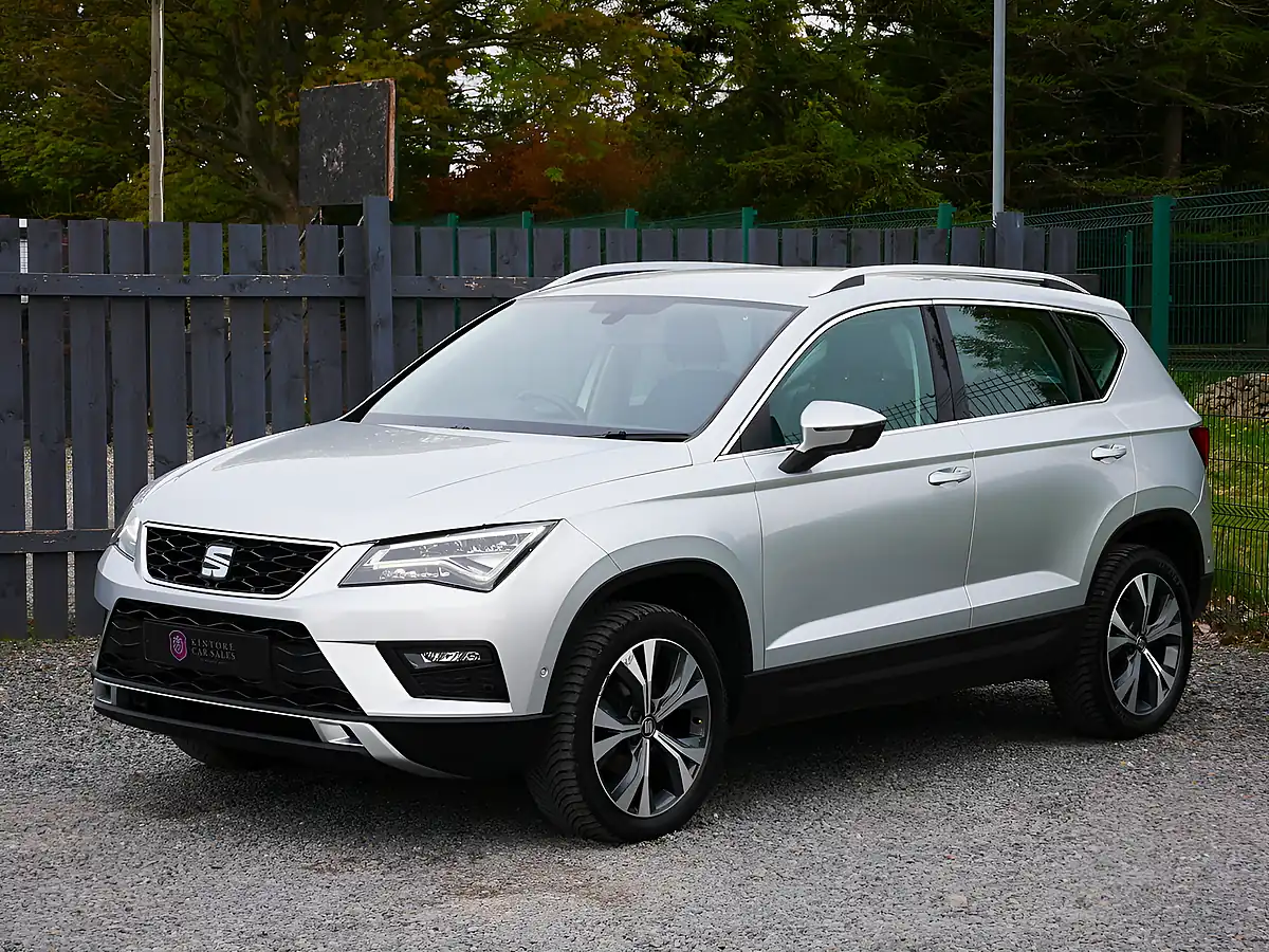 Used 2019 SEAT Ateca Se Technology Silver - Interior and Exterior details 4