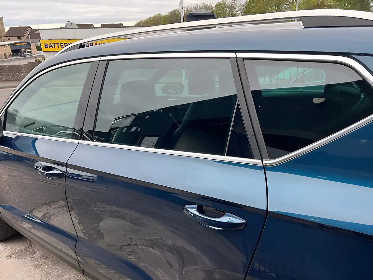 Used 2019 SEAT Ateca Xcellence Lux Blue - Interior and Exterior details 12
