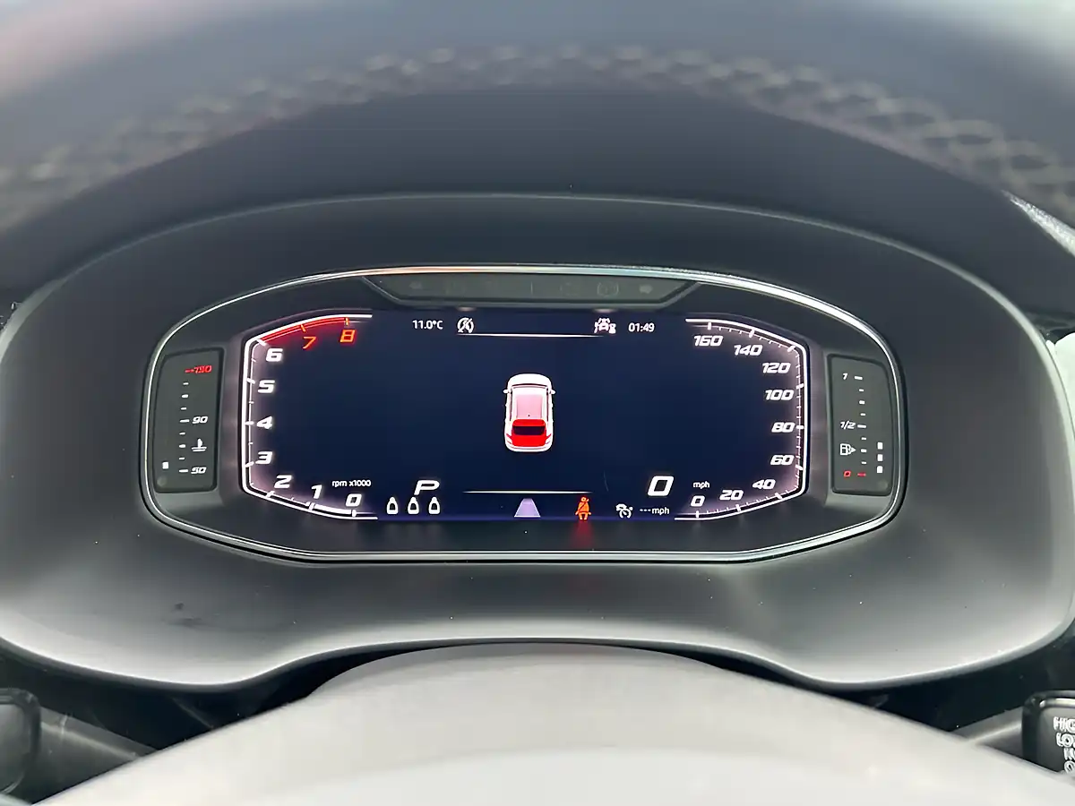 Used 2019 SEAT Ateca Xcellence Lux Grey - Interior and Exterior details 10